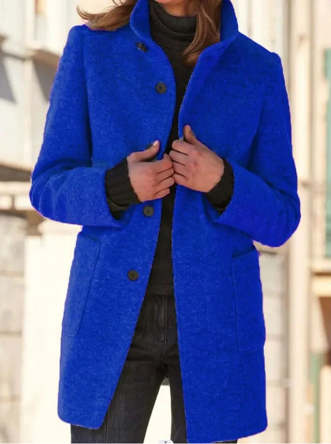 Elegant wool coat - detail