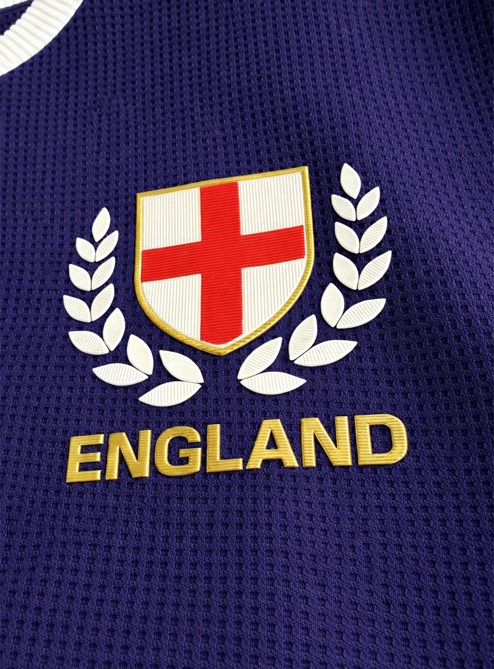 Waffle Effect Kids England Jersey || Maillot Angleterre en Jersey Gaufr Enfant - in use