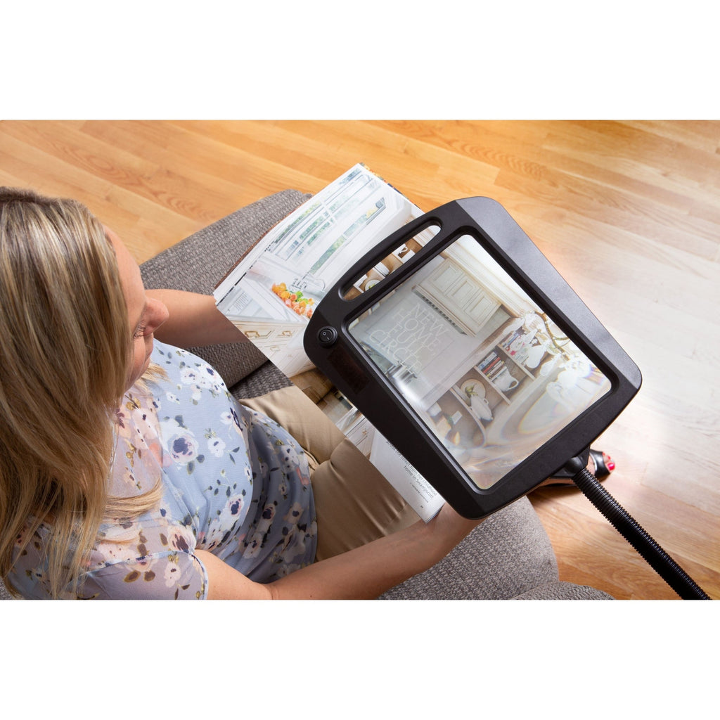 Daylight24 Full Page Magnifier Floor Lamp - Black Finish - detail