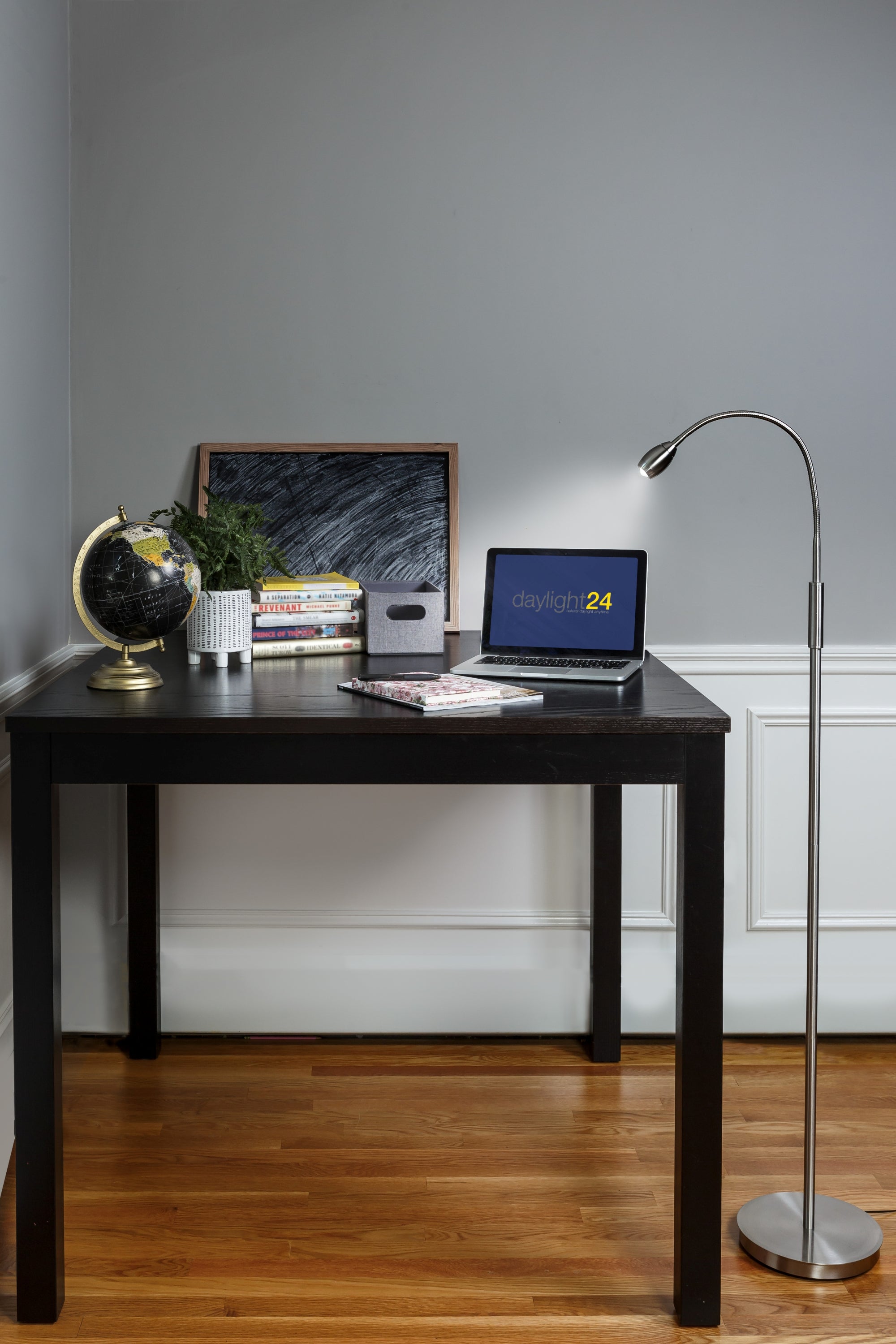 Natural Daylight LED Adjustable Beam Floor Lamp, Adjustable