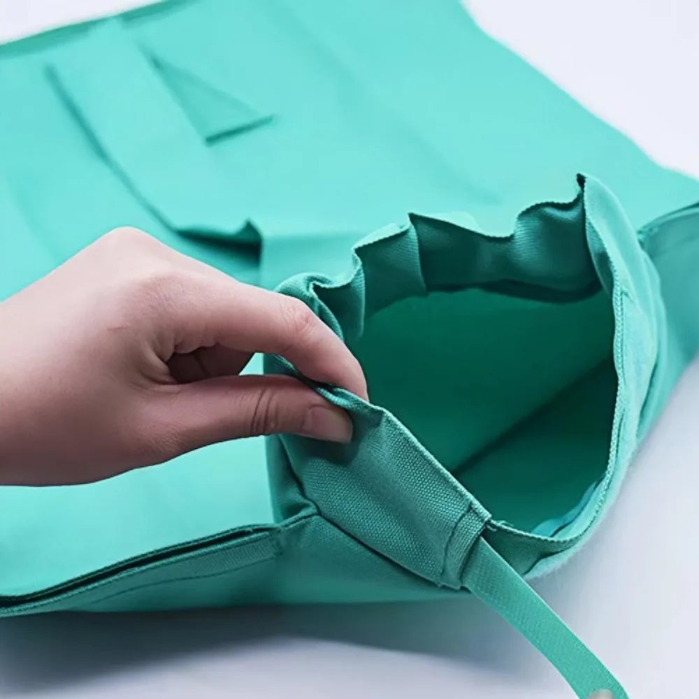 Anti Scratching Travel Cat Carrier Pouch - alternate angle