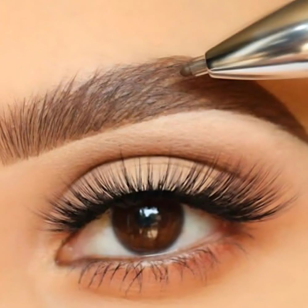 4-in-1 Eyebrow Pen - Shape, Fill, Conceal & Highlight - in use