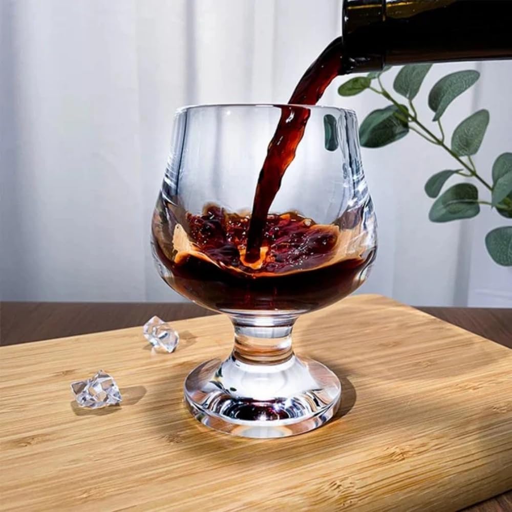 Cocktail Glass - detail