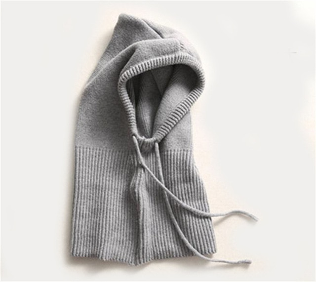 Cashmere Winter Knitted Hat - detail