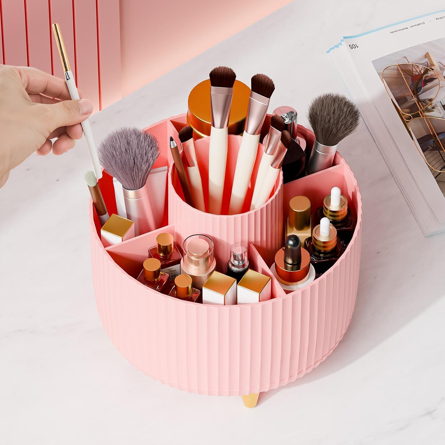 Cosmetic Organizer - detail