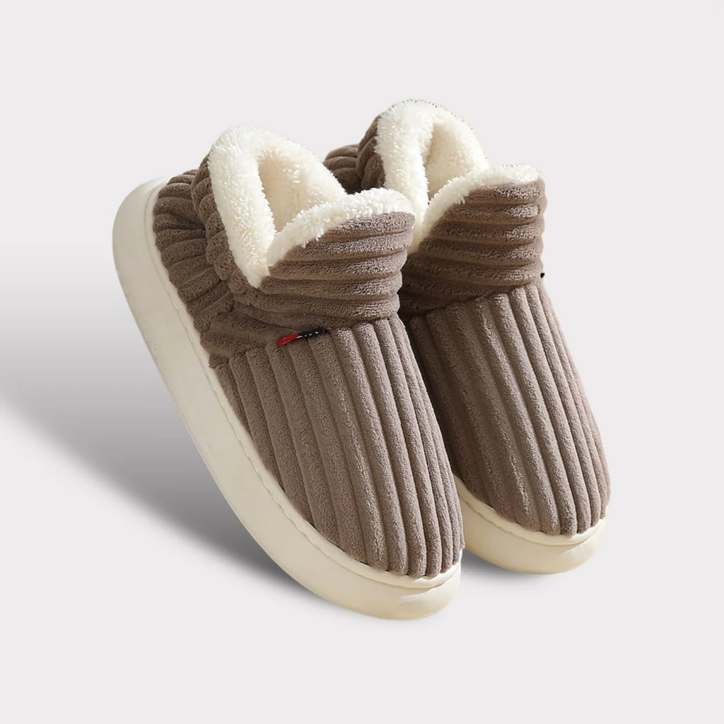Boutique warm slippers - alternate angle