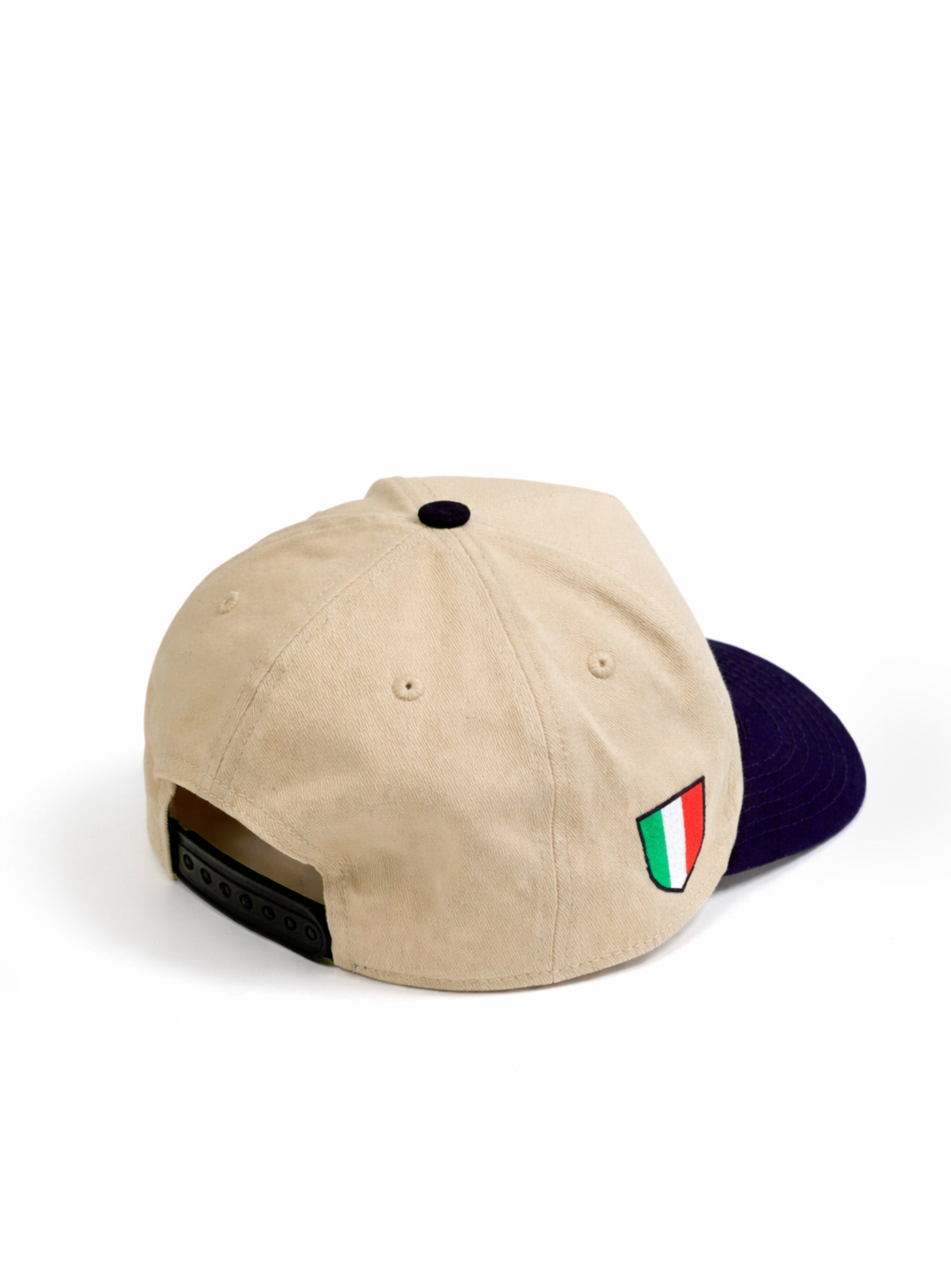 Italia Hitch Cap Adult || Casquette Hitch Italia Adulte - in use