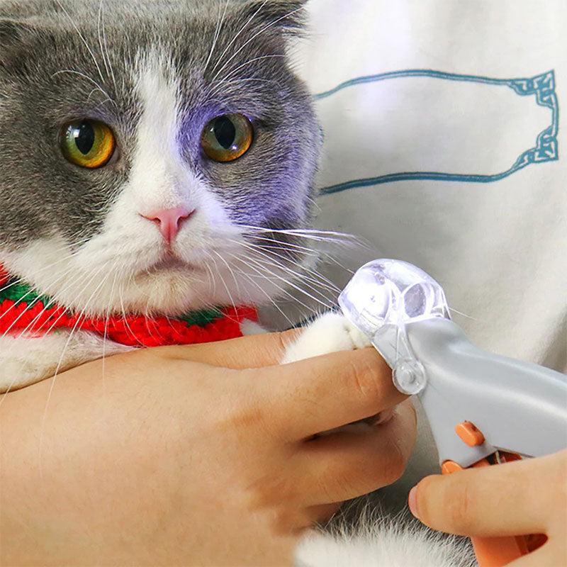 Dog Nail Clipper With Quick Sensors - alternate angle