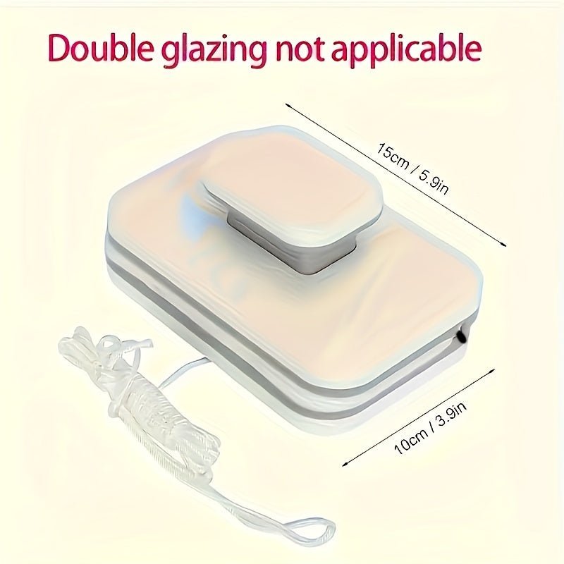 Double-sided magnetic window squeegee for double glazing - detail