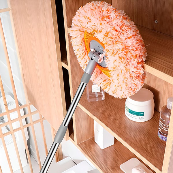 Customizable Round Rotating Broom - in use