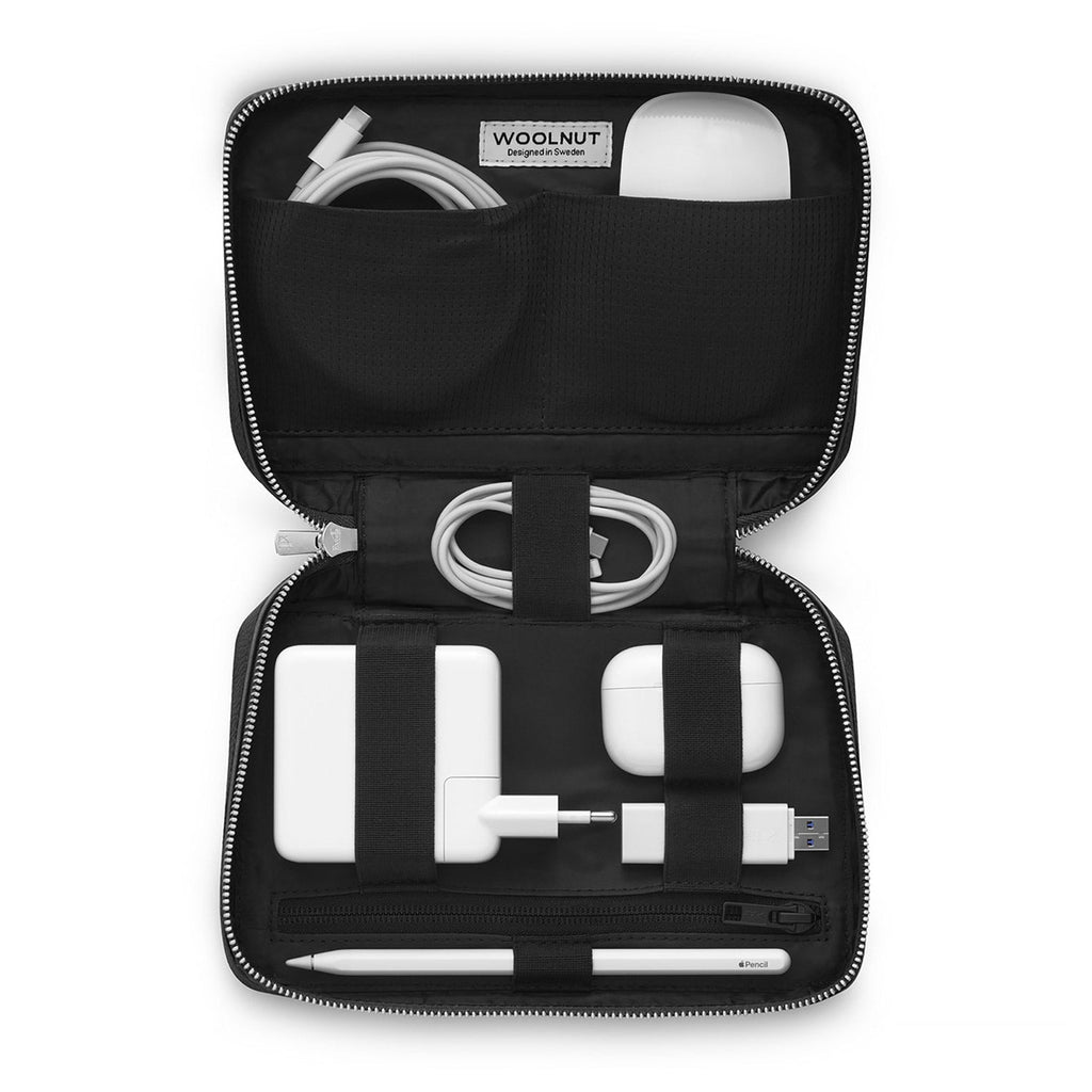 Woolnut Leather Tech Organizer, Leather