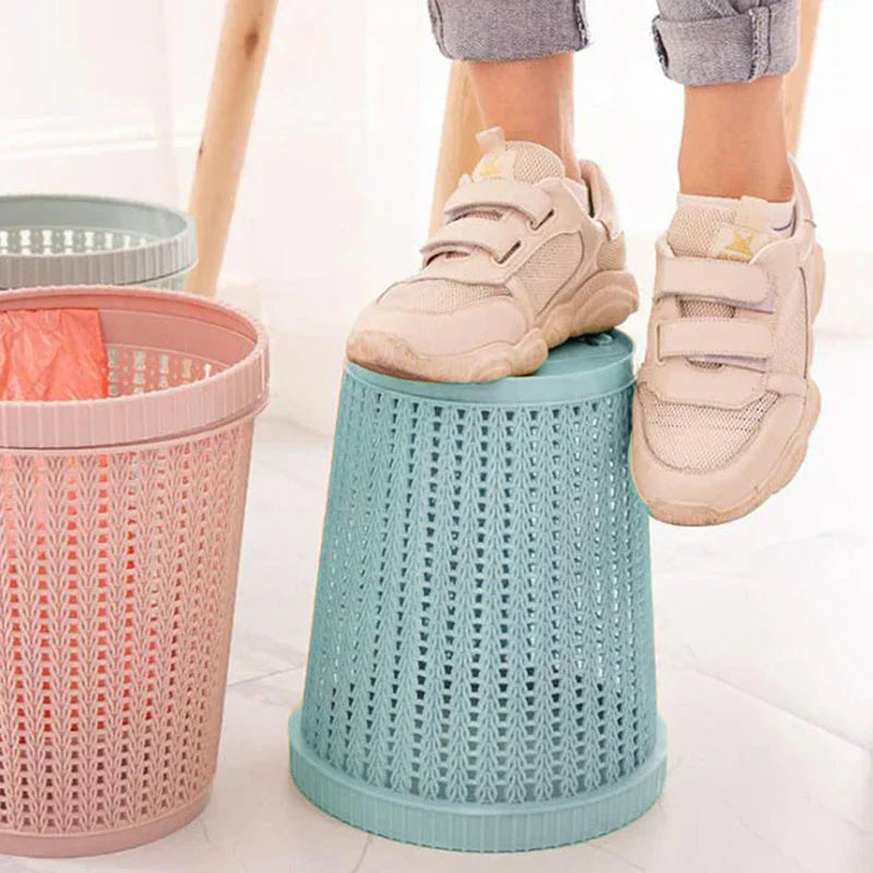 Contactless Sensor Trash Can for Hygienic Disposal - detail