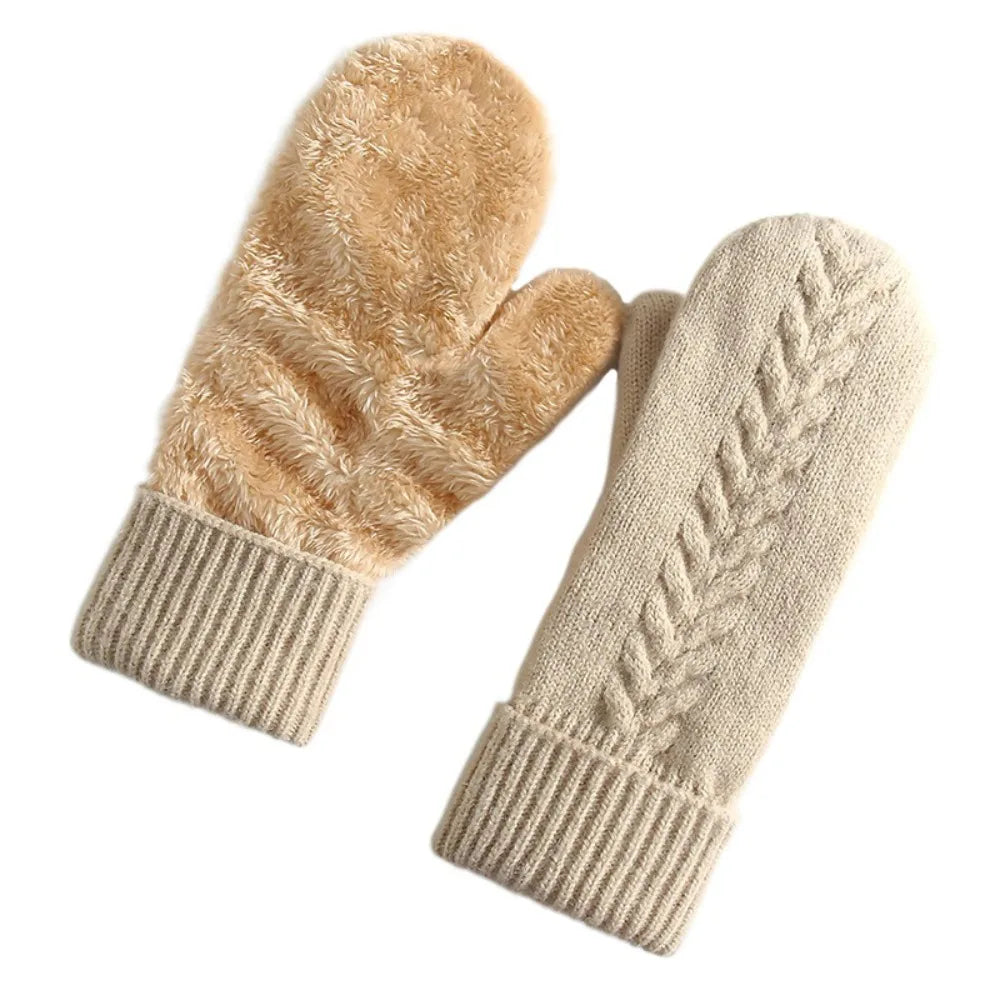 Double Layer Fleece Lined Winter Mittens - detail