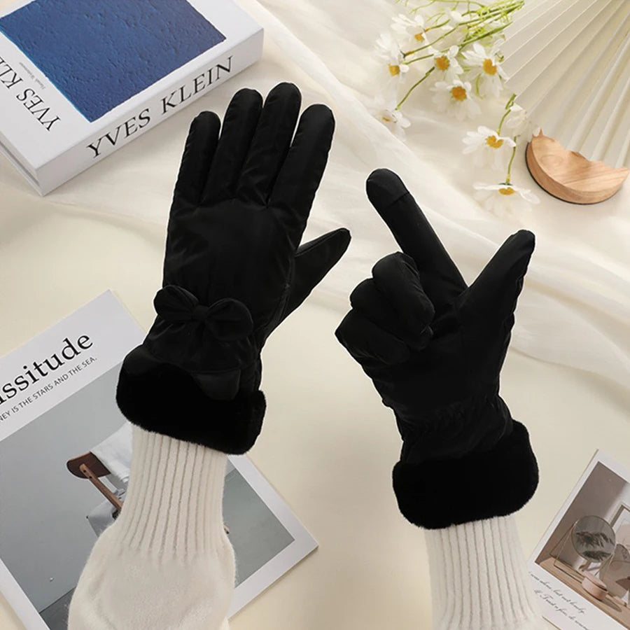 Elegant Touchscreen Winter Gloves for Women - alternate angle