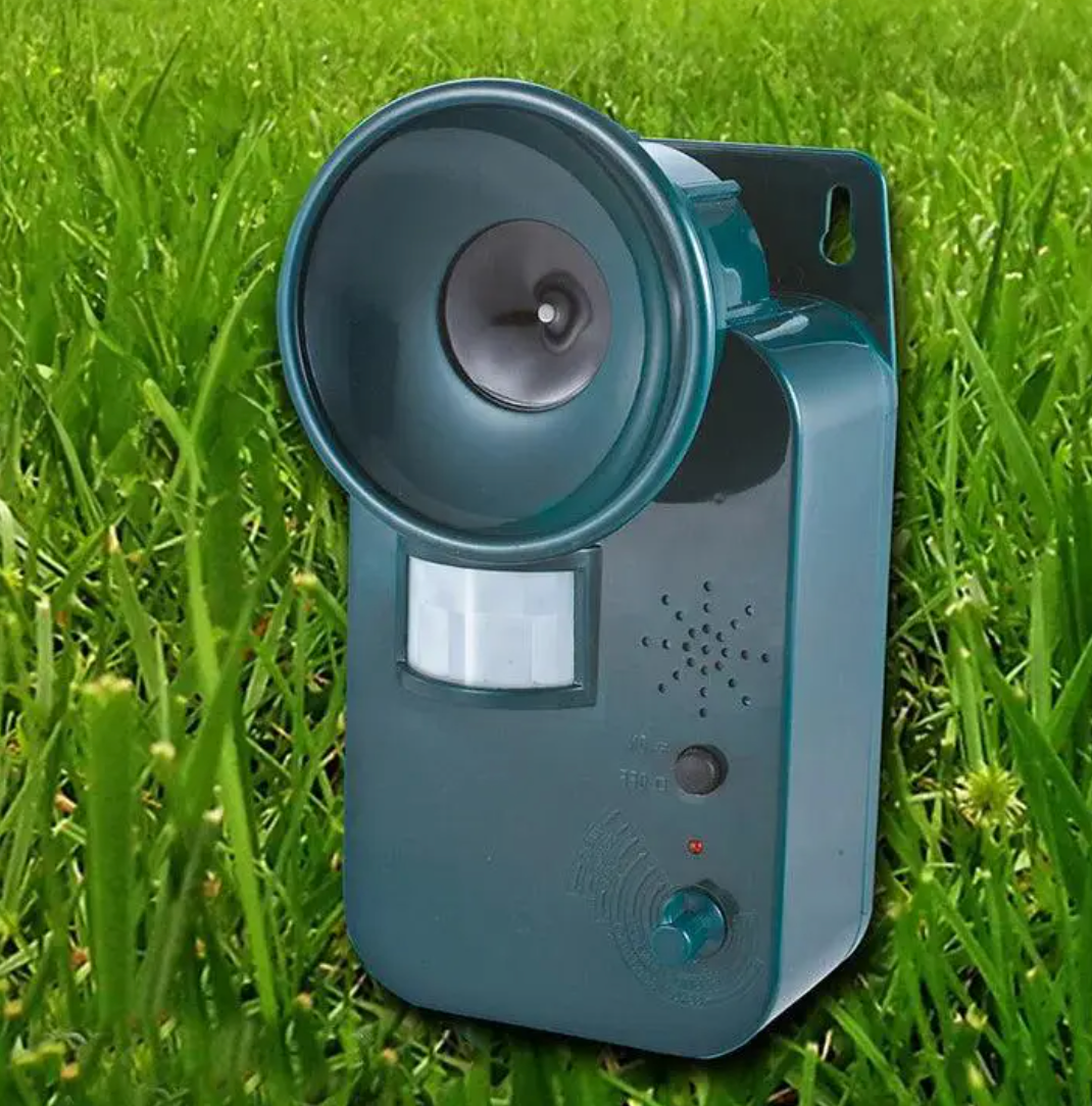 Outdoor Ultrasonic Animal Repeller