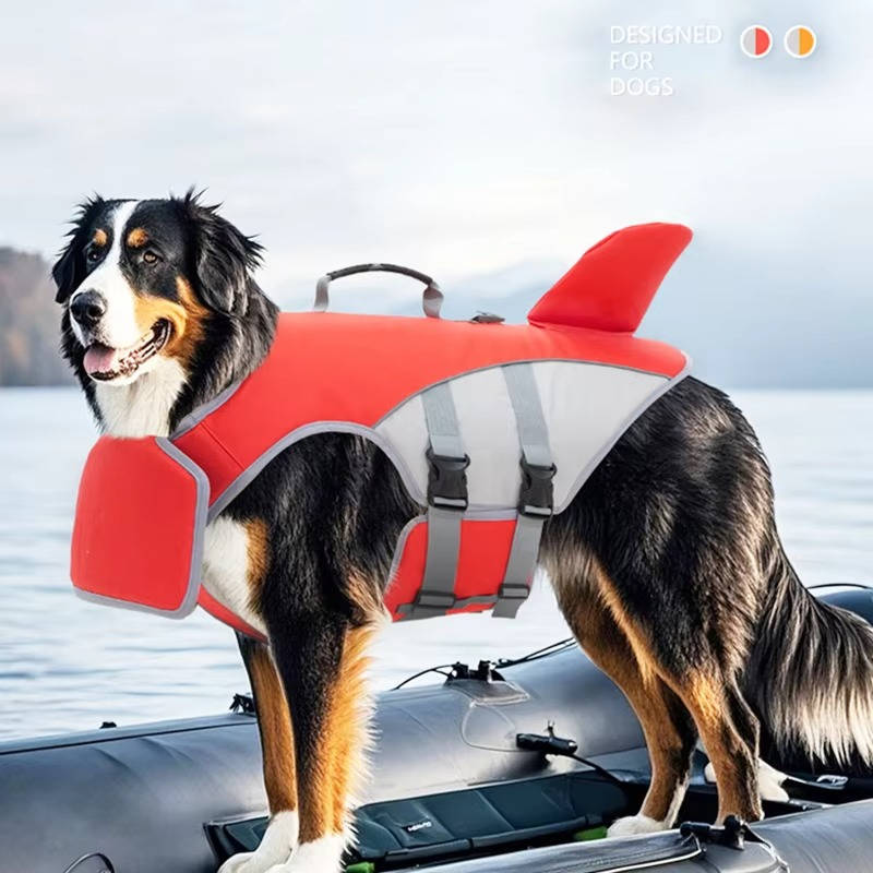 Dog Float Jacket - detail