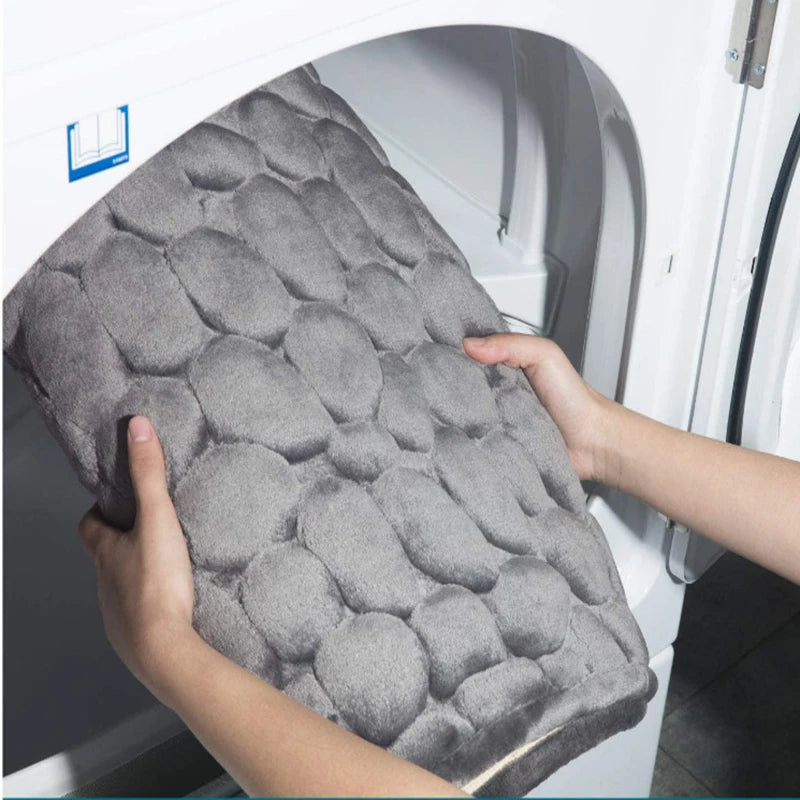 Cobblestone Embossed Bathroom Mat - detail
