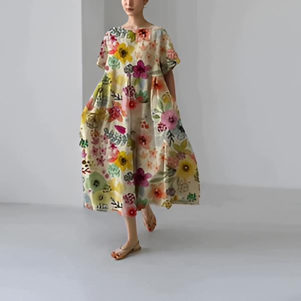 Casual and elegant dress with flora print - detail