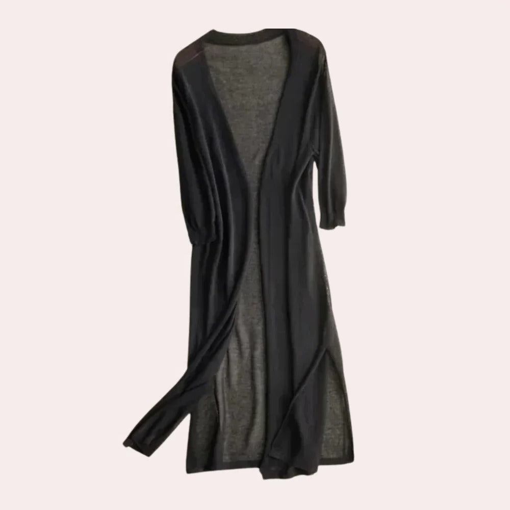 Elegant and Lightweight Women's Vest - detail