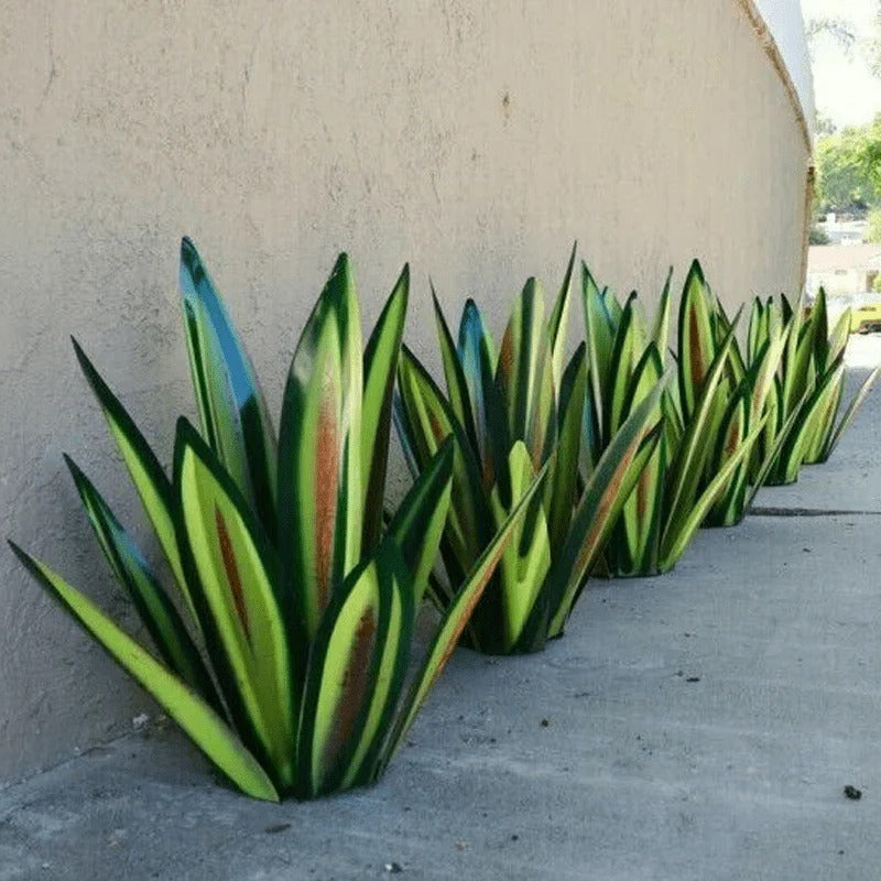 Agave Garden Lamp - detail