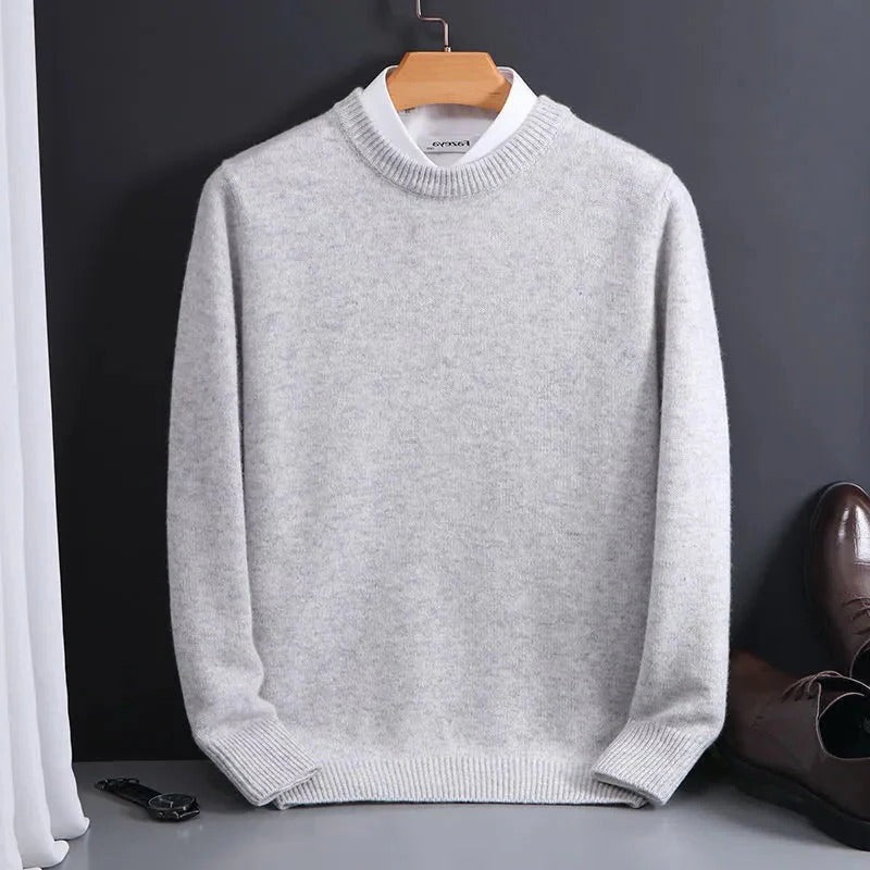 Exclusive men's cashmere jumper - detail