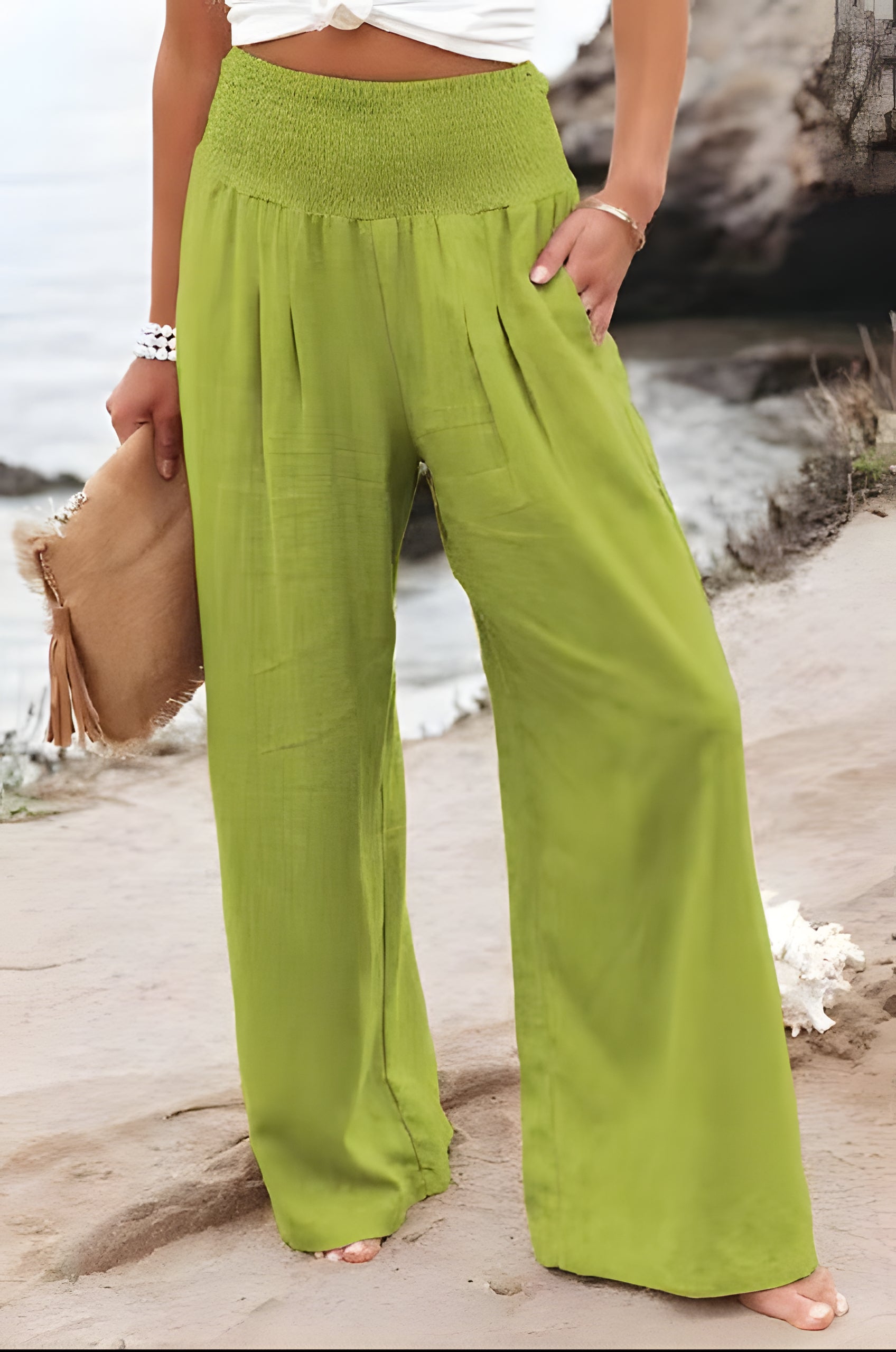 Comfortable linen trousers for women - detail