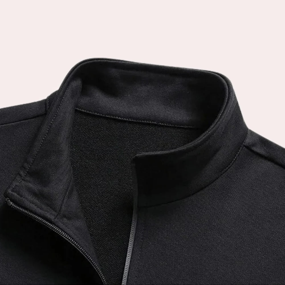 Comfortable Men's Tracksuit - detail