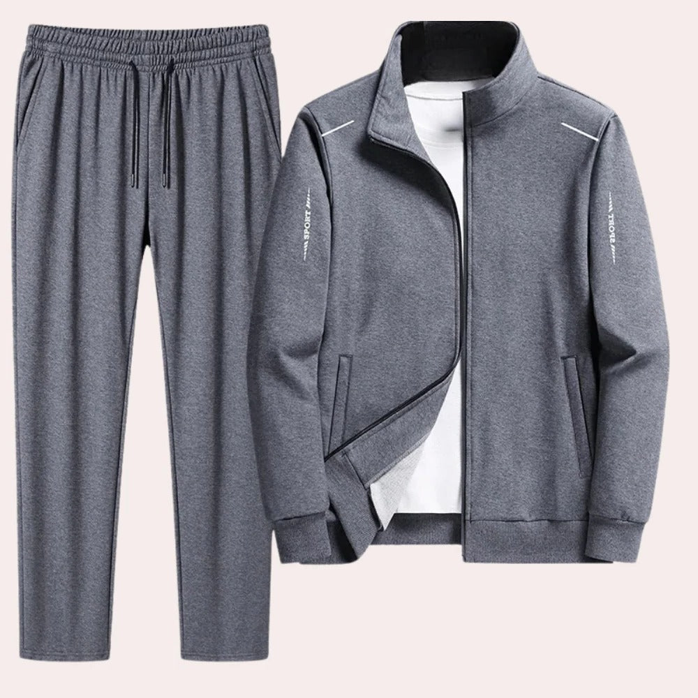 Comfortable Men's Tracksuit - detail