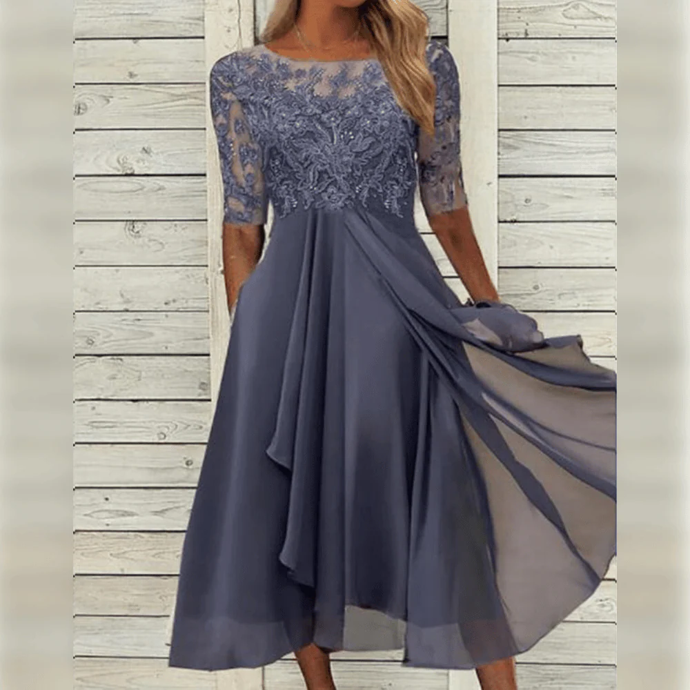 Chic and Comfortable Dress - detail