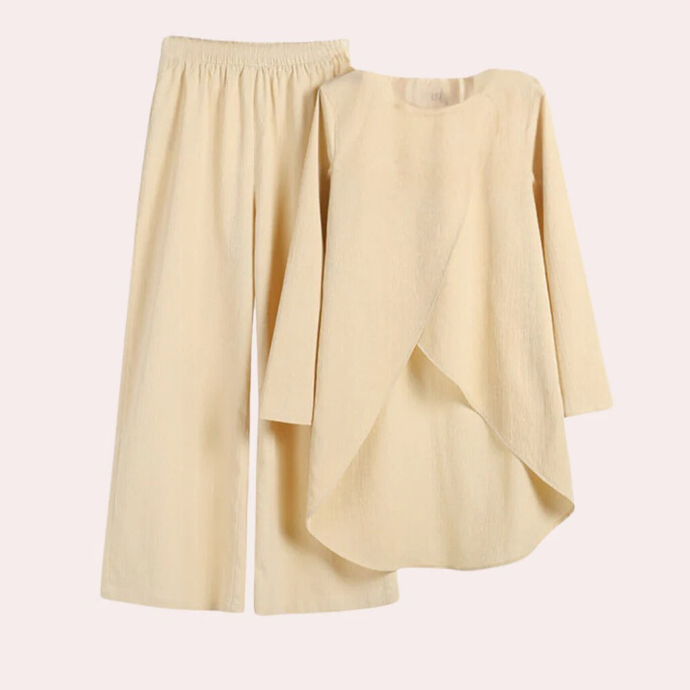 Elegant Ladies Fashion Set - in use