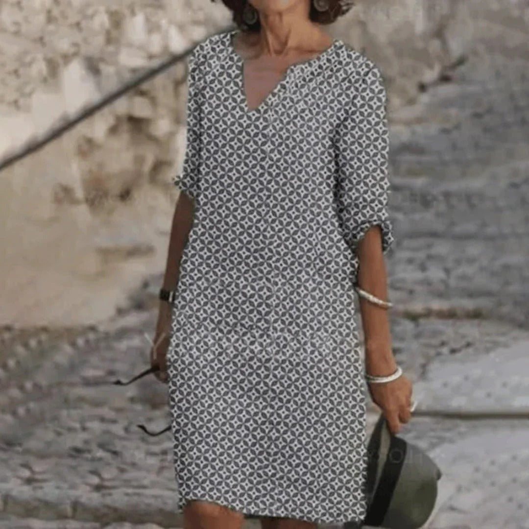 Elegant and Comfortable Dress - detail