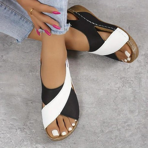 Ergonomic Slide Sandals for Everyday Use - detail