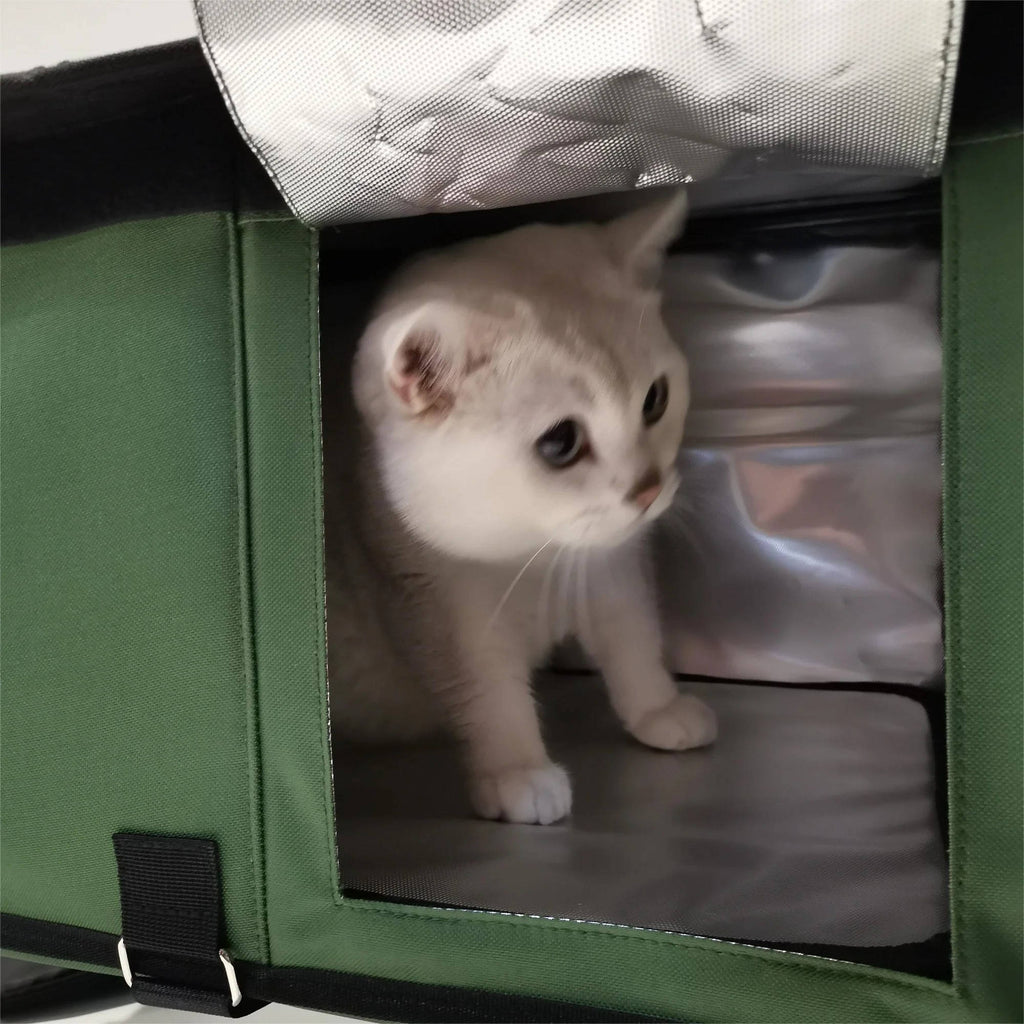 Heated Outdoor Cat House for Winter - detail