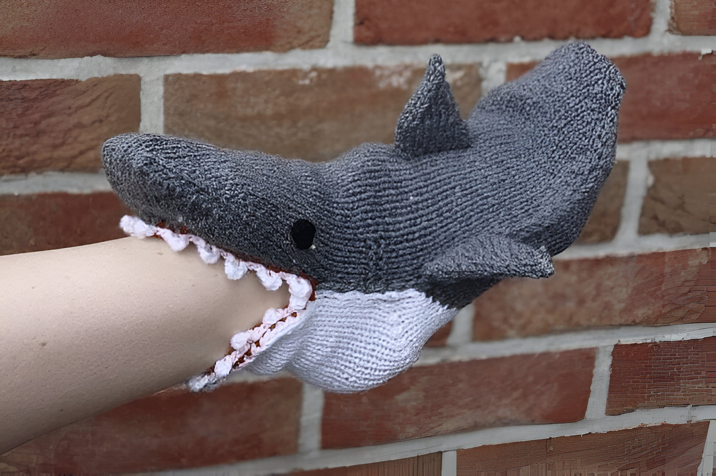 3D Knitted Crocodile Socks - Fun Novelty Crew Socks for Gifting