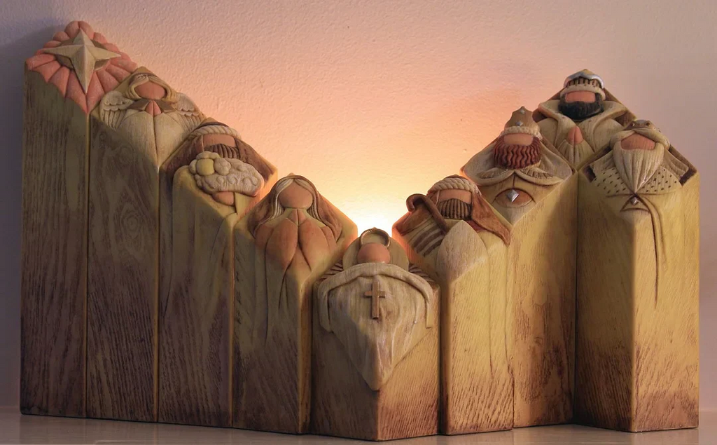 9pcs Heaven Nativity Tree Pillar Statues - detail