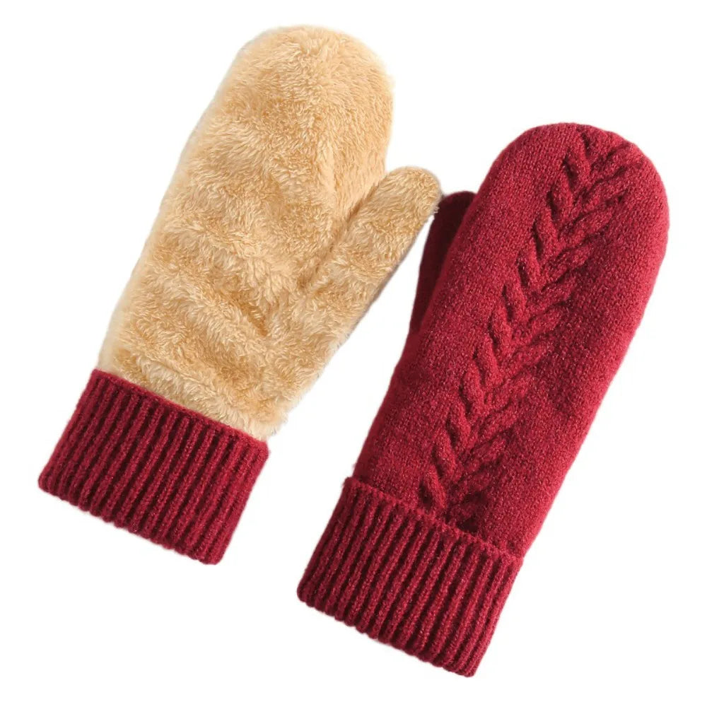 Double Layer Fleece Lined Winter Mittens - detail