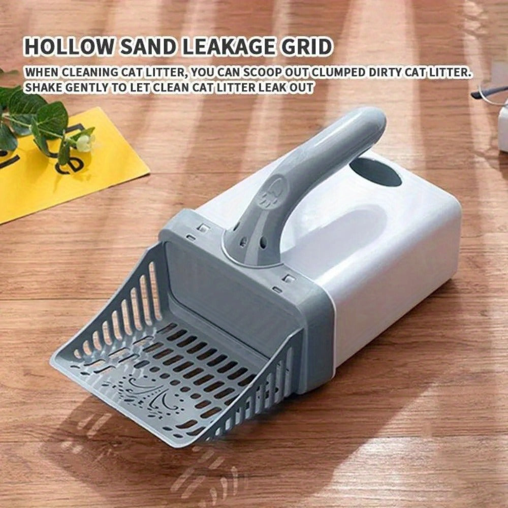 Cat Litter Scoop - in use